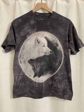 The Mountain 100% Cotton Wolf Moon Stars Tie Dye Tee Yin Yang Black Gray Medium